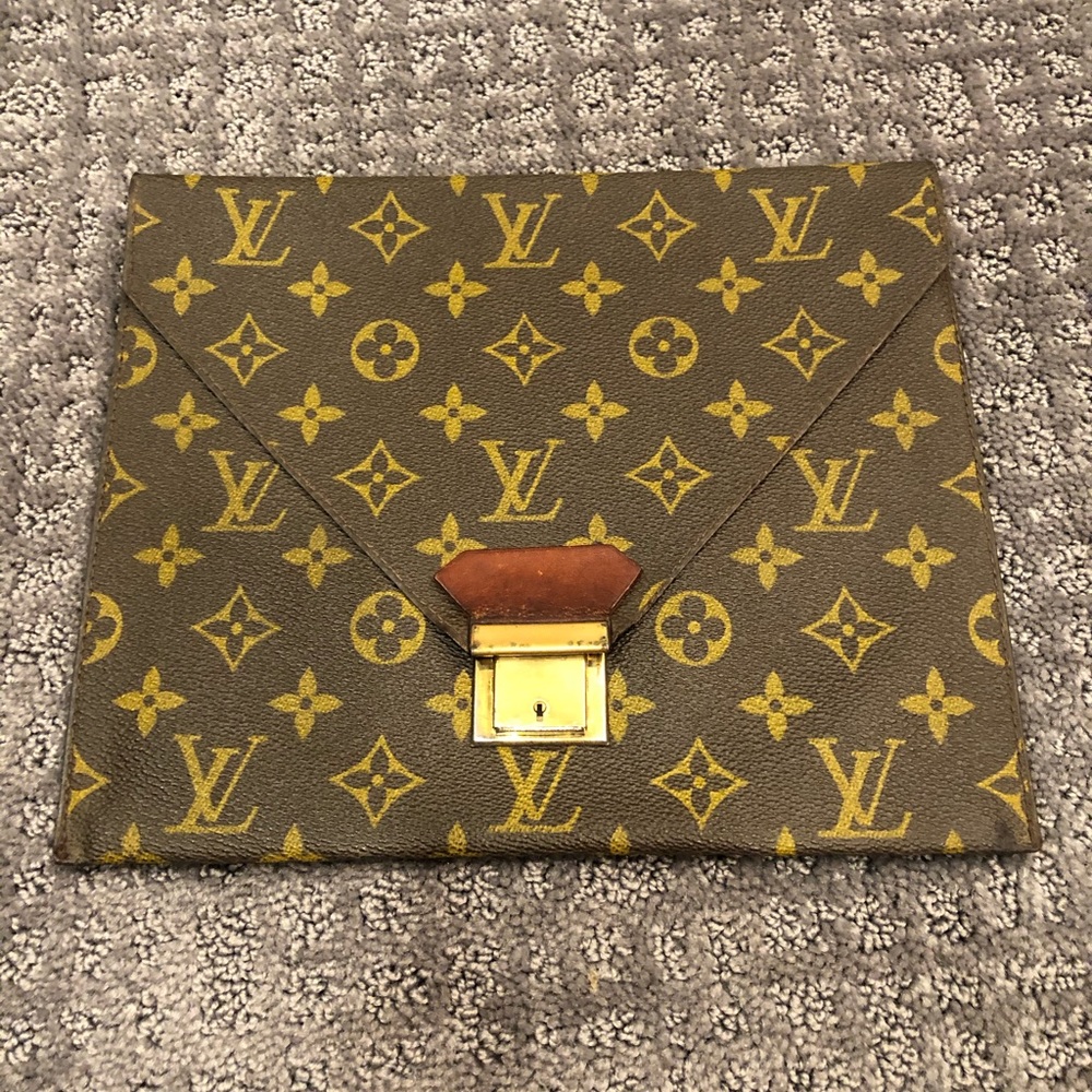 Vintage Louis Vuitton Senateur Clutch
